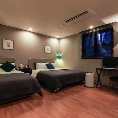 Hotel Brown Dot Yangjeong Busan Exterior foto